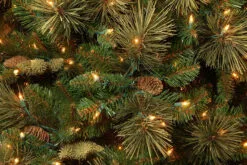 7.5 Ft. Carolina Pine Tree With Clear Lights -Deals Christmas decorations Store dnat20cap3 306 75 4 99525.1686079931